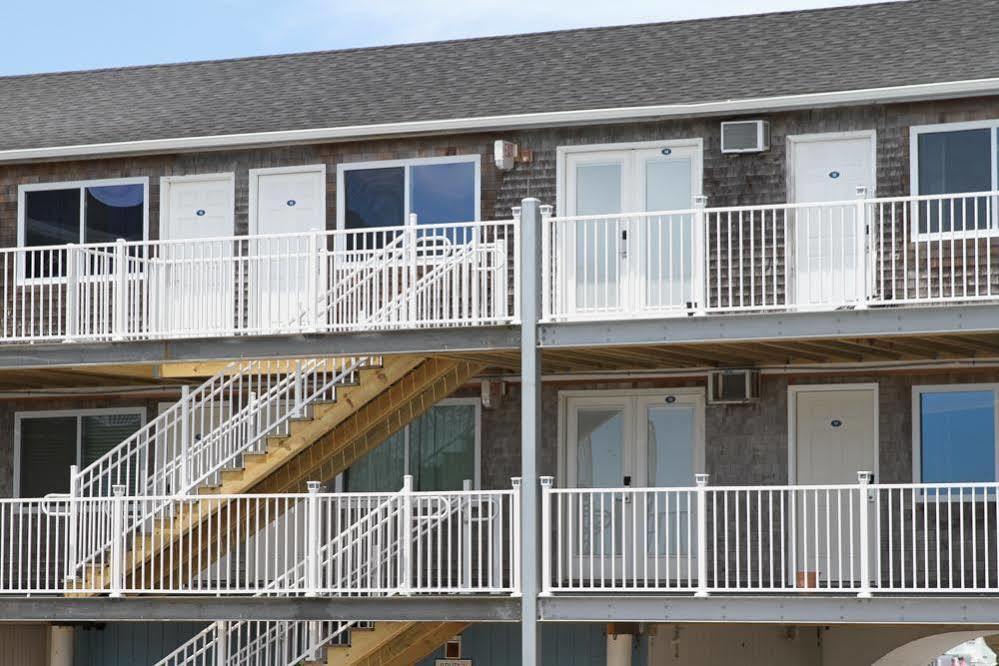 Sandy Shore Motel Westerly Exterior photo